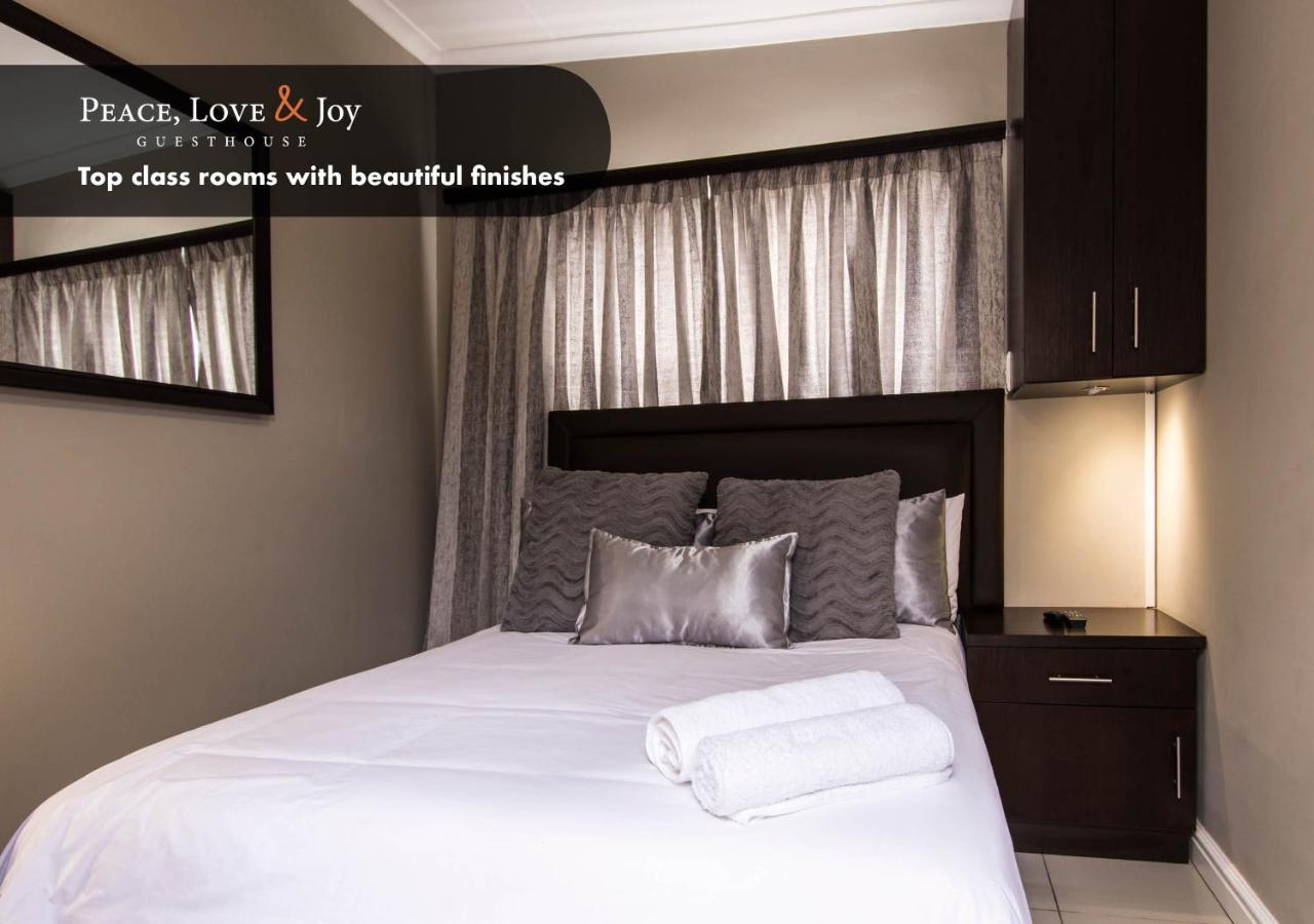 Peace Love And Joy Self Catering Units بورت اليزابيث المظهر الخارجي الصورة